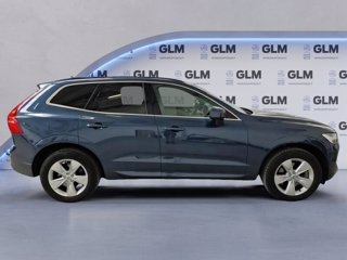 VOLVO XC60 B4 (d) AWD Geartronic Momentum Pro