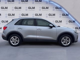 AUDI Q3 40 TDI quattro S tronic Business