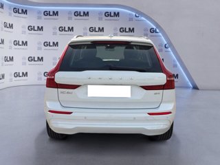 VOLVO XC60 B4 (d) Geartronic Momentum Pro