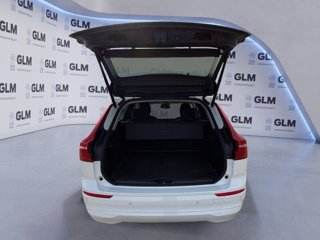 VOLVO XC60 B4 (d) Geartronic Momentum Pro