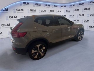 VOLVO XC40 B3 automatico Core