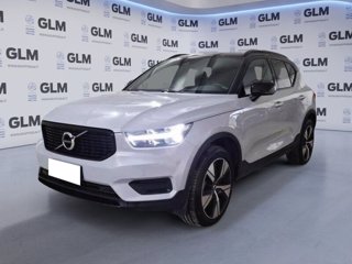VOLVO XC40 T5 Recharge Plug-in Hybrid R-design
