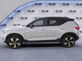 VOLVO XC40 T5 Recharge Plug-in Hybrid R-design
