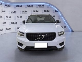 VOLVO XC40 T5 Recharge Plug-in Hybrid R-design