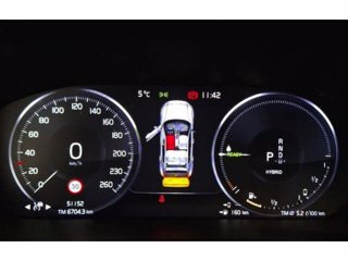 VOLVO XC40 T5 Recharge Plug-in Hybrid R-design